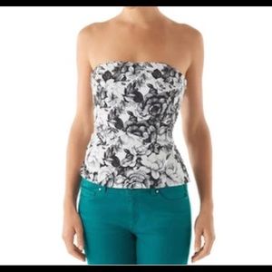 White House/black market top